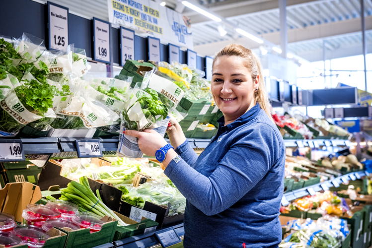 Lidl kiest voor eerlijke en duurzame werkkledij in de winkel
