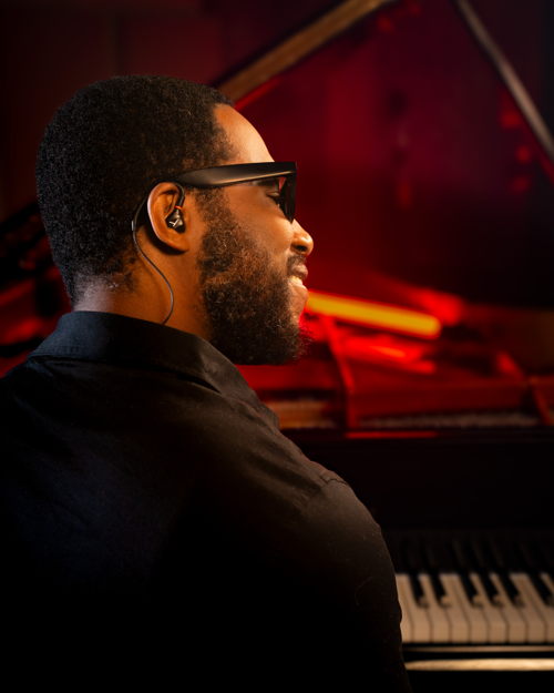 PIC_DT73IE_Keys_Cory_Henry_2