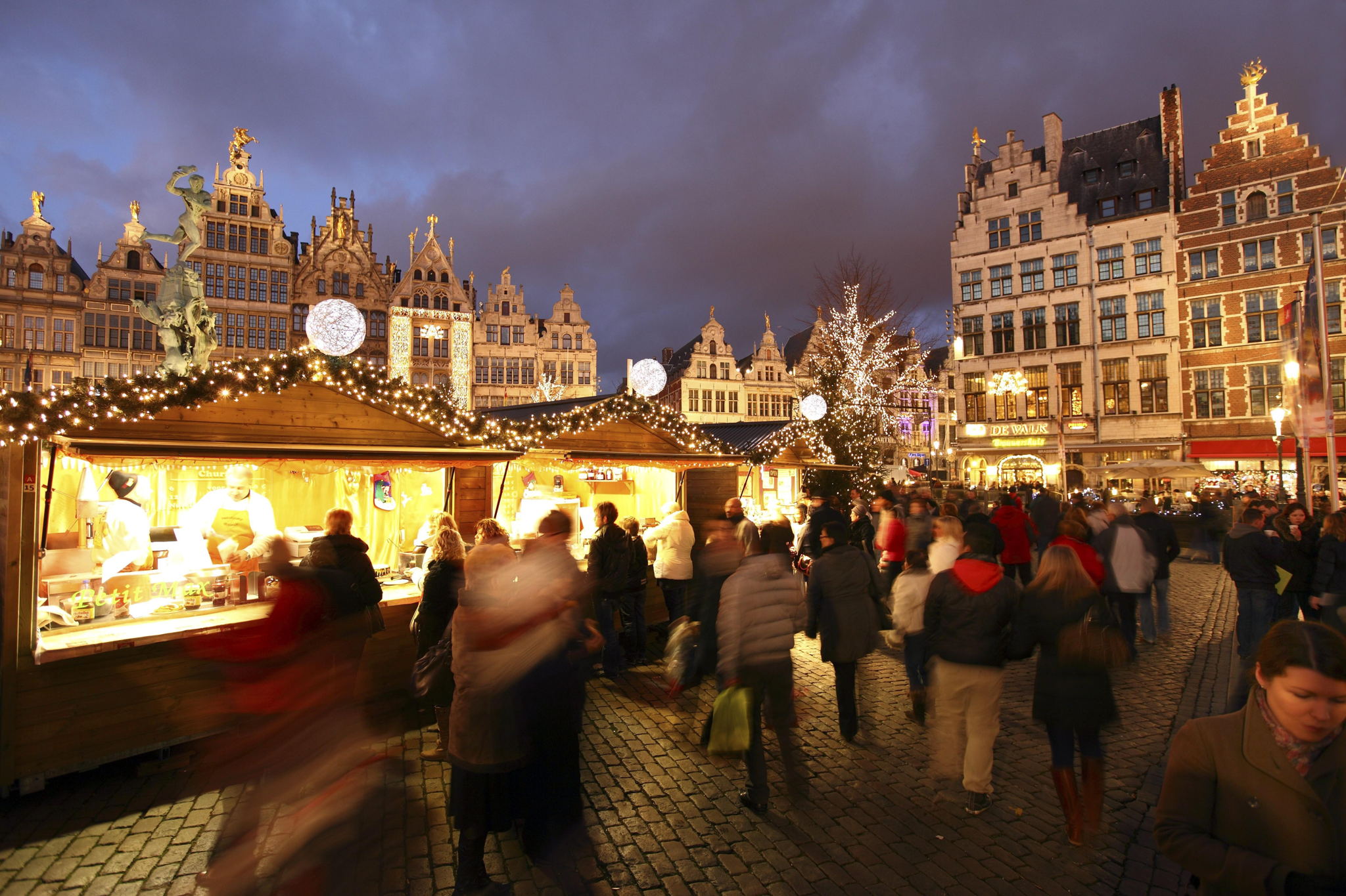 Winter markets in Flanders and Brussels: Tradition, atmosphere and a Season of light
