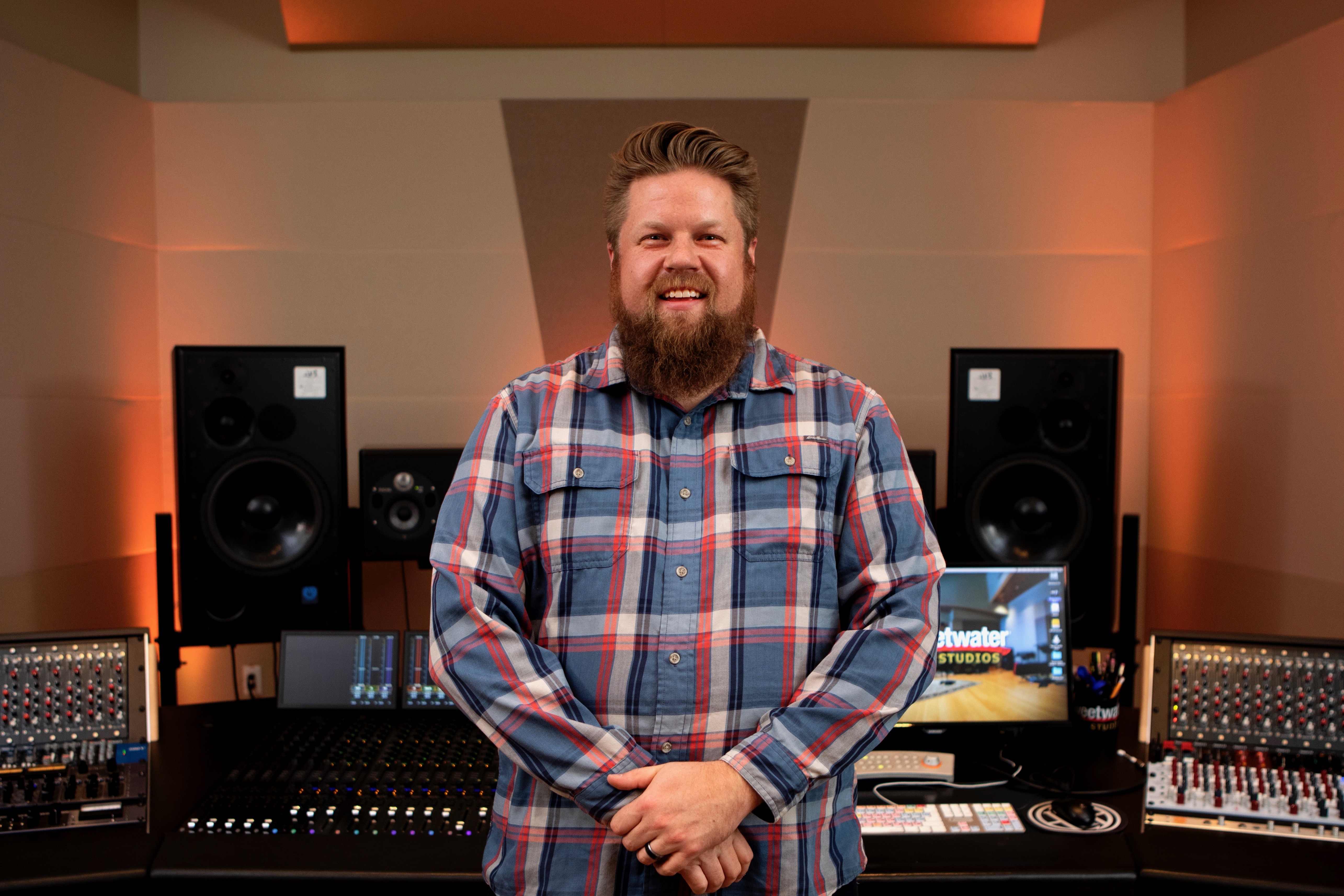 Sweetwater Studios Producer/Engineer Shawn Dealey
