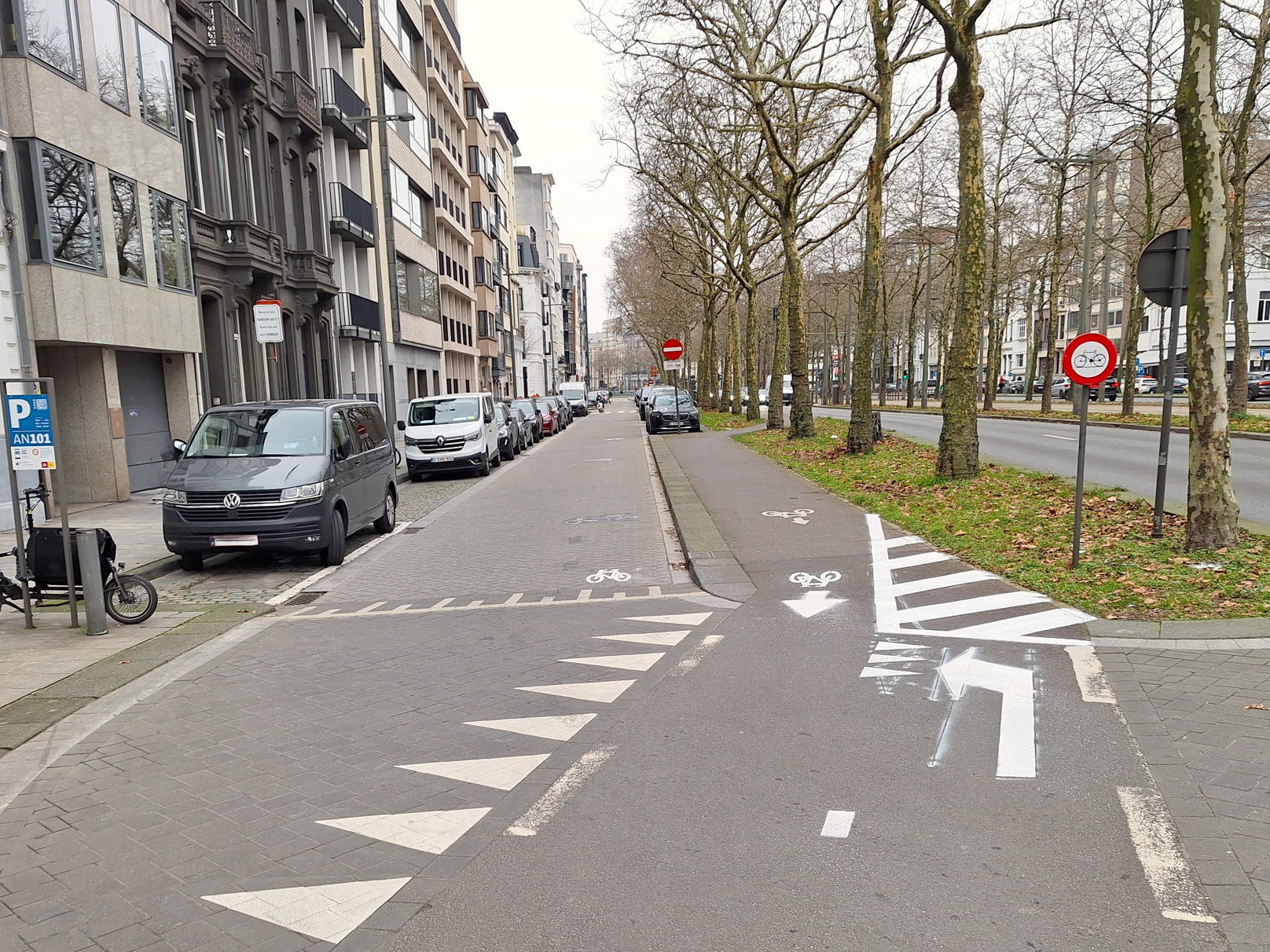 Verhoogde fietsveiligheid op Leien met nieuwe markeringen