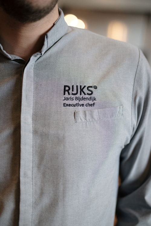 Joris Bijdendijk van restaurant Rijks gebruikt als eerste chefkok in Nederland Zeeuwsche Zoute in zijn gerechten (Fotocredit: Zeeuwsche Zoute)