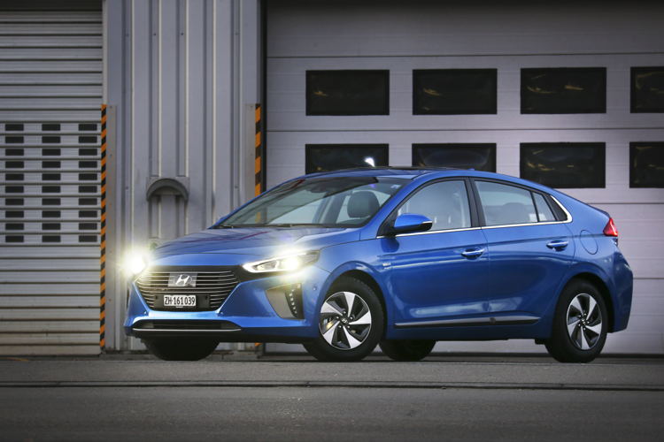 Hyundai IONIQ Hybrid