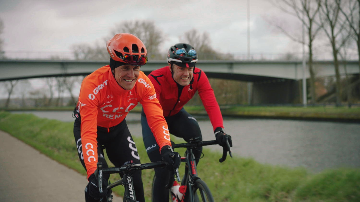 Maarten en Serge Pauwels - (c) VRT / Woestijnvis