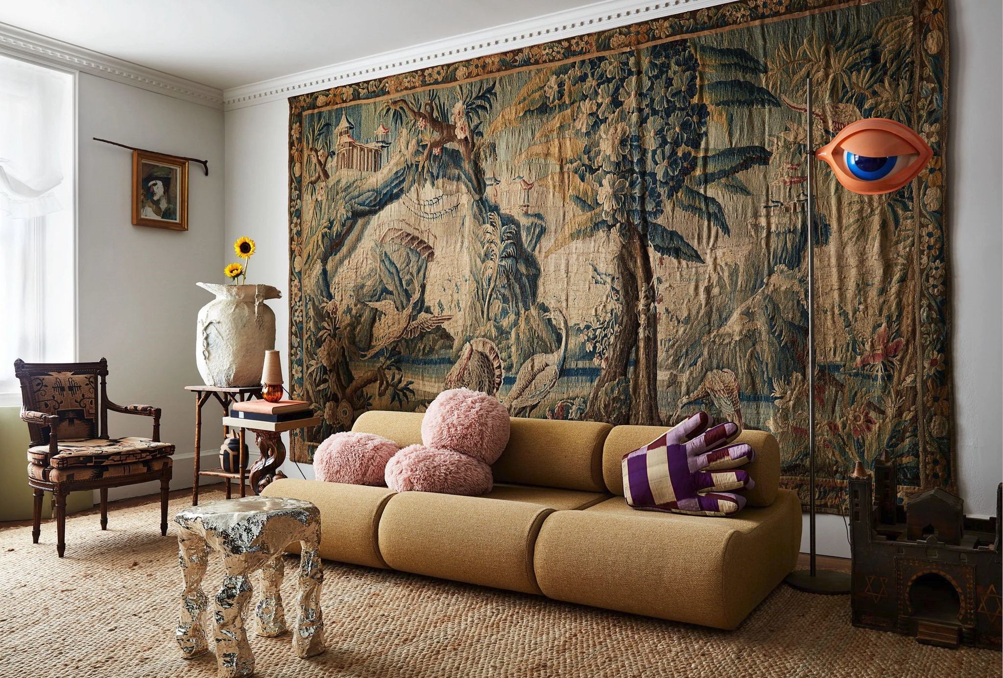 Charlap Hyman & Herrero, 1stDibs 50 2023 | (Image credit: Stephen Kent Johnson) Charlap Hyman & Herrero, 1stDibs 50 2023 | (Image credit: Stephen Kent Johnson)