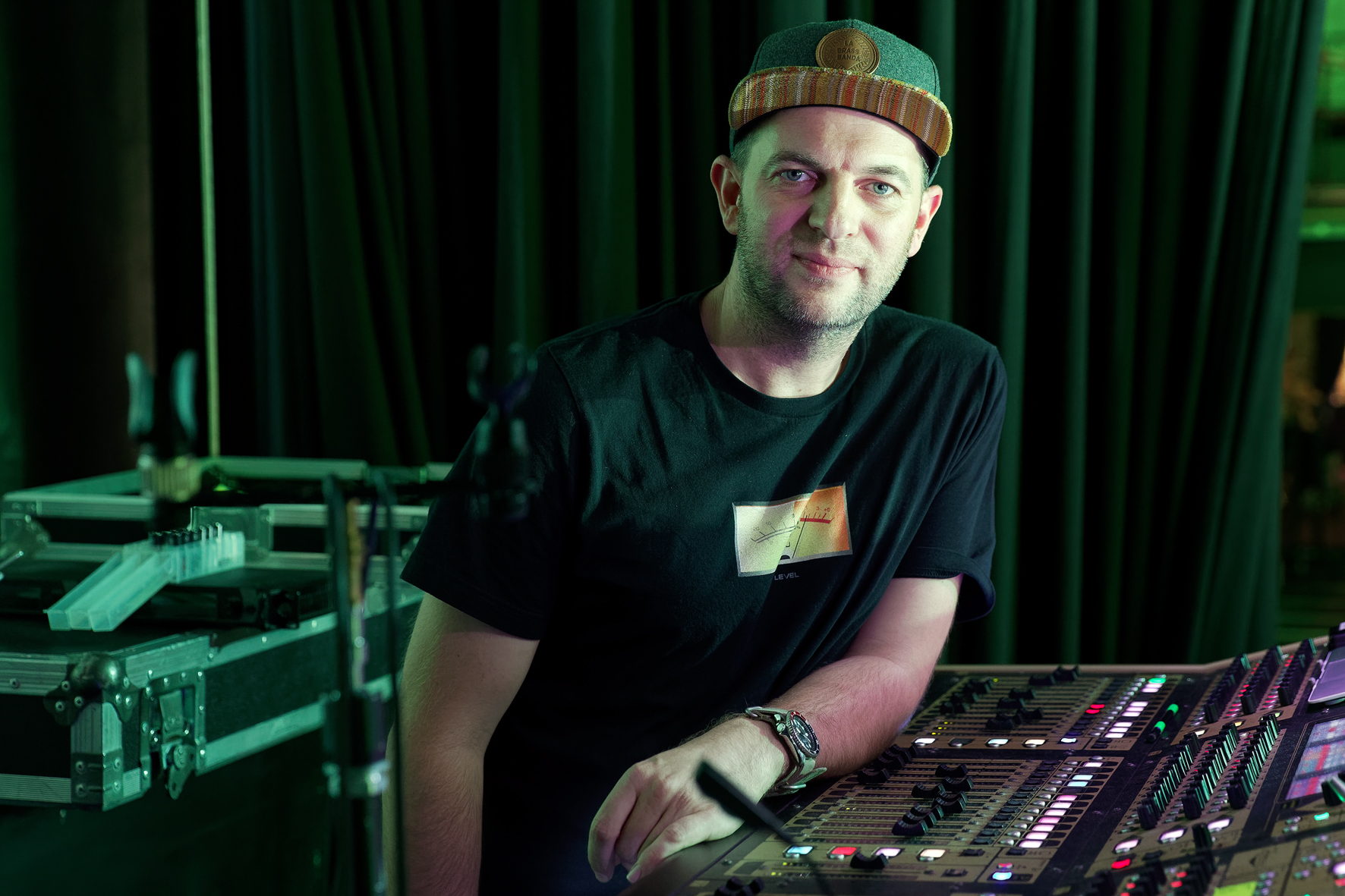 „Mit den dynamischen 935er-Mikrofonköpfen sind wir super happy!“ – Audio Engineer Marc Greiss setzt bei der Tournee auf Sennheiser-Kapseln „Mit den dynamischen 935er-Mikrofonköpfen sind wir super happy!“ – Audio Engineer Marc Greiss setzt bei der Tournee auf Sennheiser-Kapseln