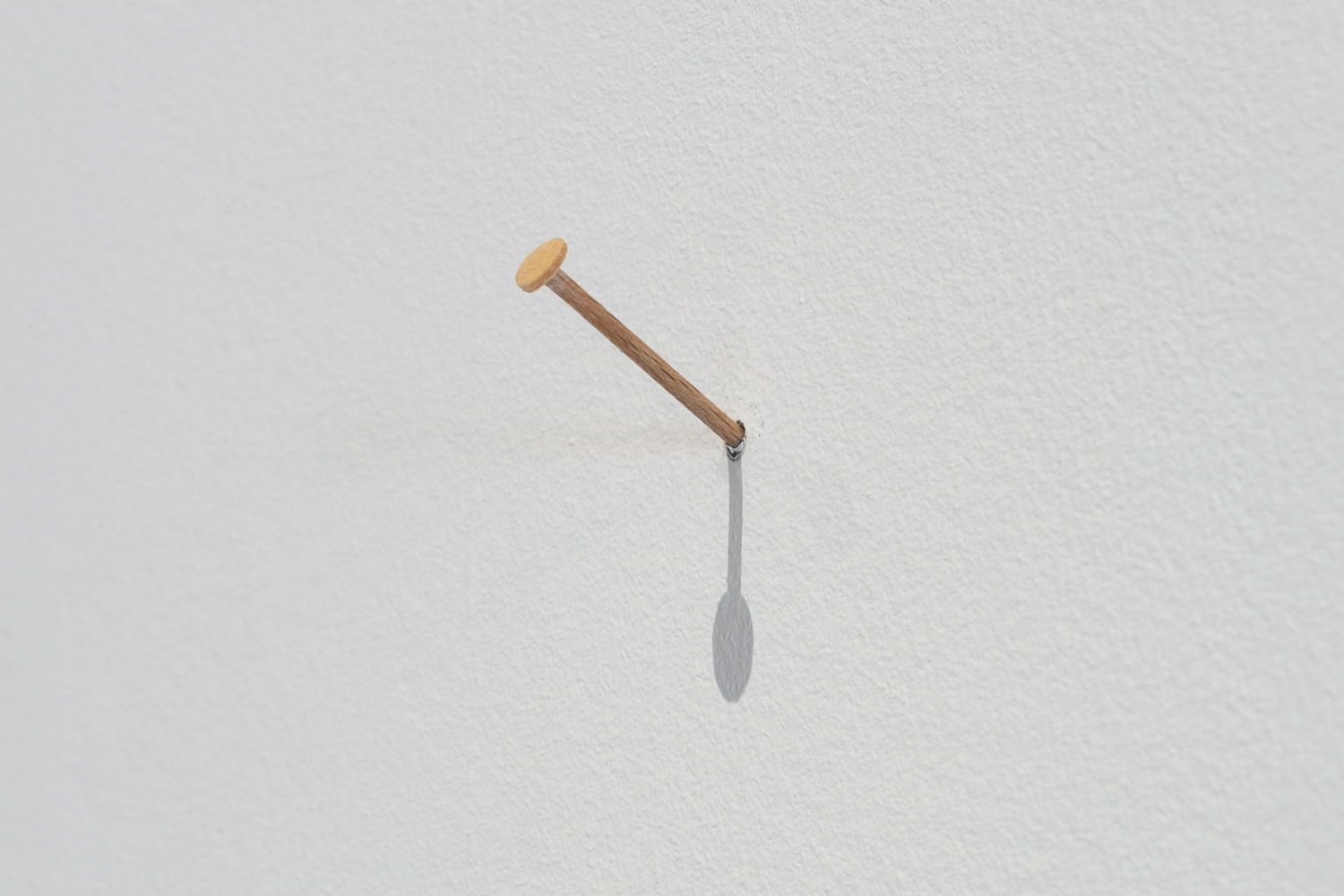 Assistant Piece. Installation view from 'L’économie des apostrophes' at La Ferme du Buisson Contemporary Art Center, Noisiel © Emile Ouroumov