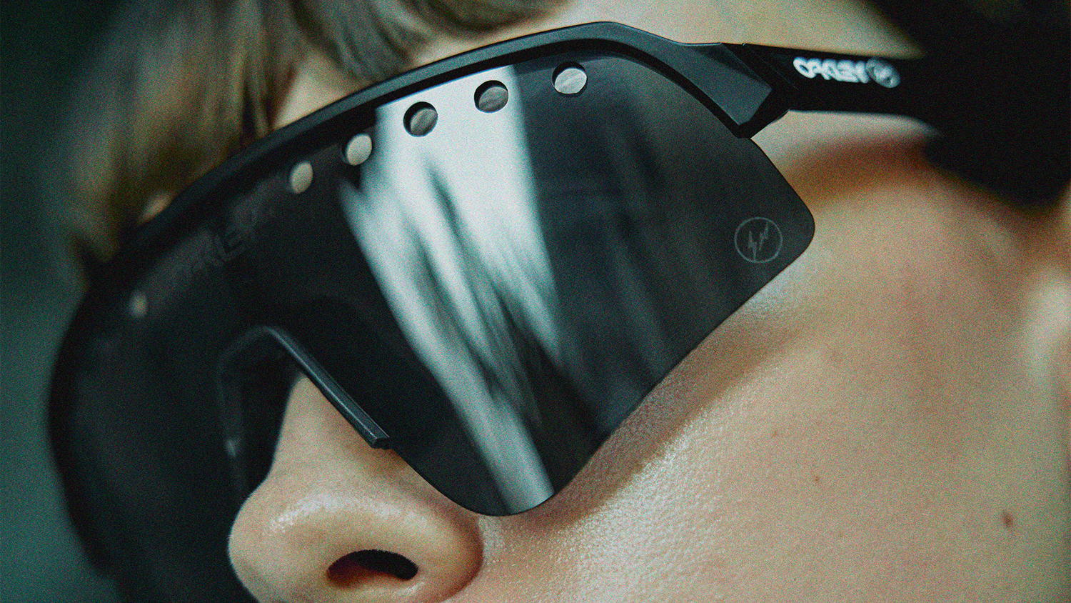 OAKLEY x FRAGMENT FW23 COLLECTION SUTRO LITE SWEEP