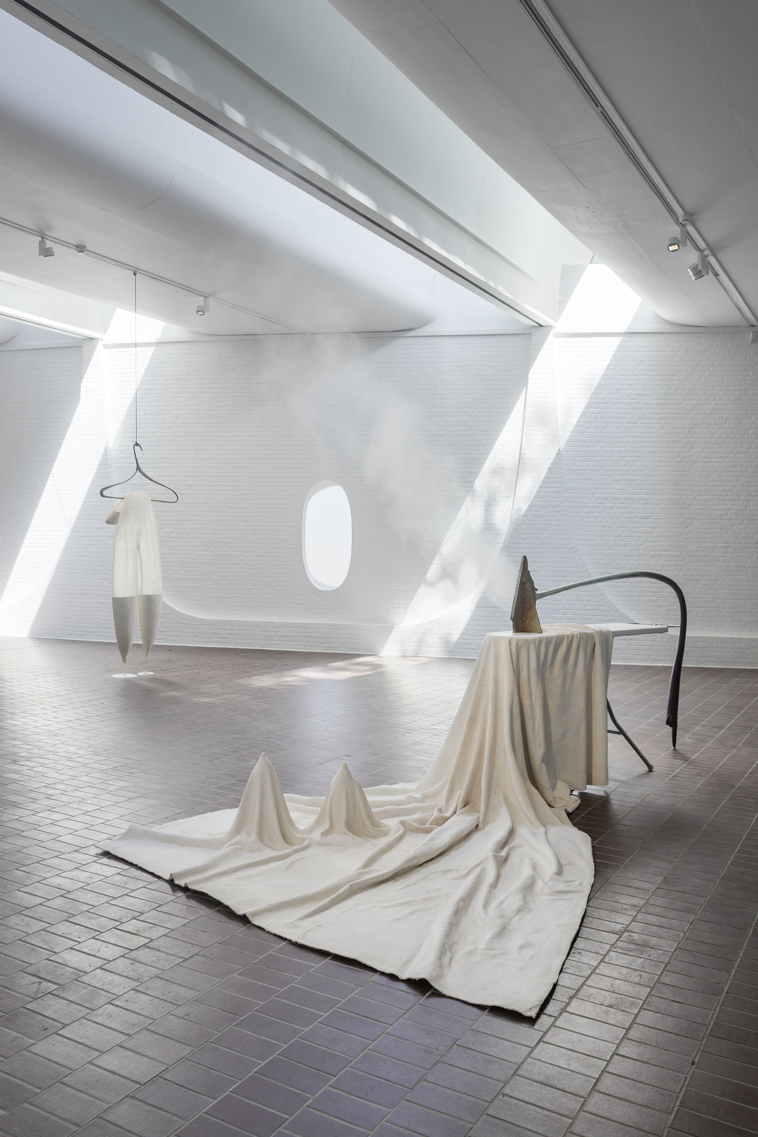 Camille Henrot, Iron Deficiency, 2021 - A Free Quote, 2021 © ADAGP Camille Henrot. Courtesy of the artist, kamel mennour and Hauser & Wirth. Photo: Ans Brys