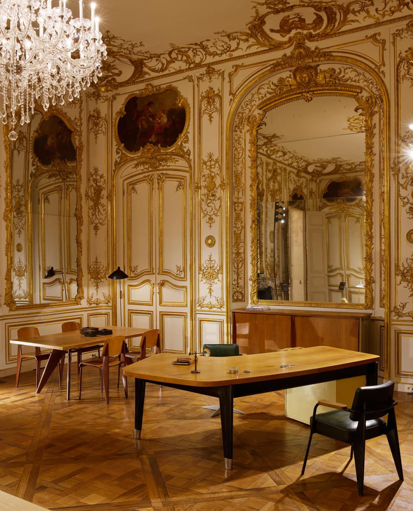 Galerie Patrick Seguin at Design Miami Paris 2023. Image courtesy of James Harris for Design Miami Paris