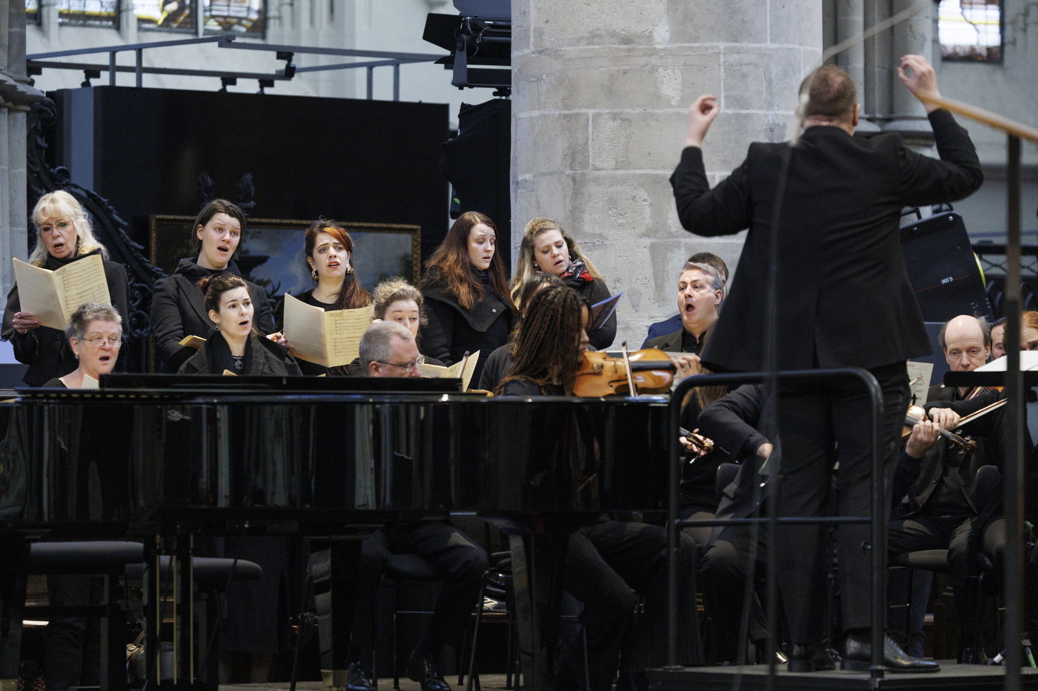 Belgian music world bids farewell to opera legend José van Dam
