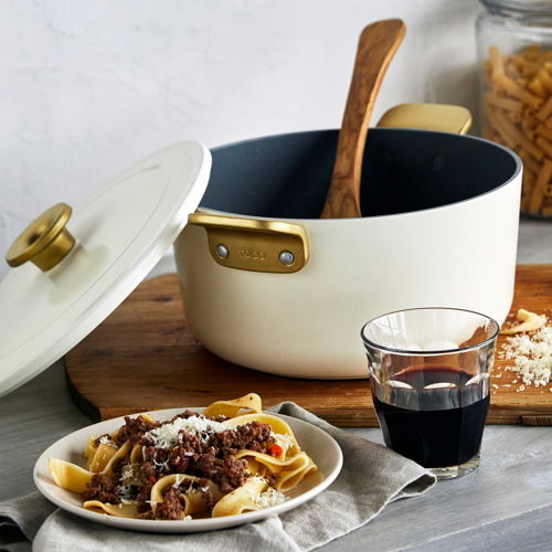 GreenPan™ Stanley Tucci™ Ceramic Nonstick 26cm/6.5L Dutch Oven, Carrara White - €299 GreenPan™ Stanley Tucci™ Ceramic Nonstick 26cm/6.5L Dutch Oven, Carrara White - €299