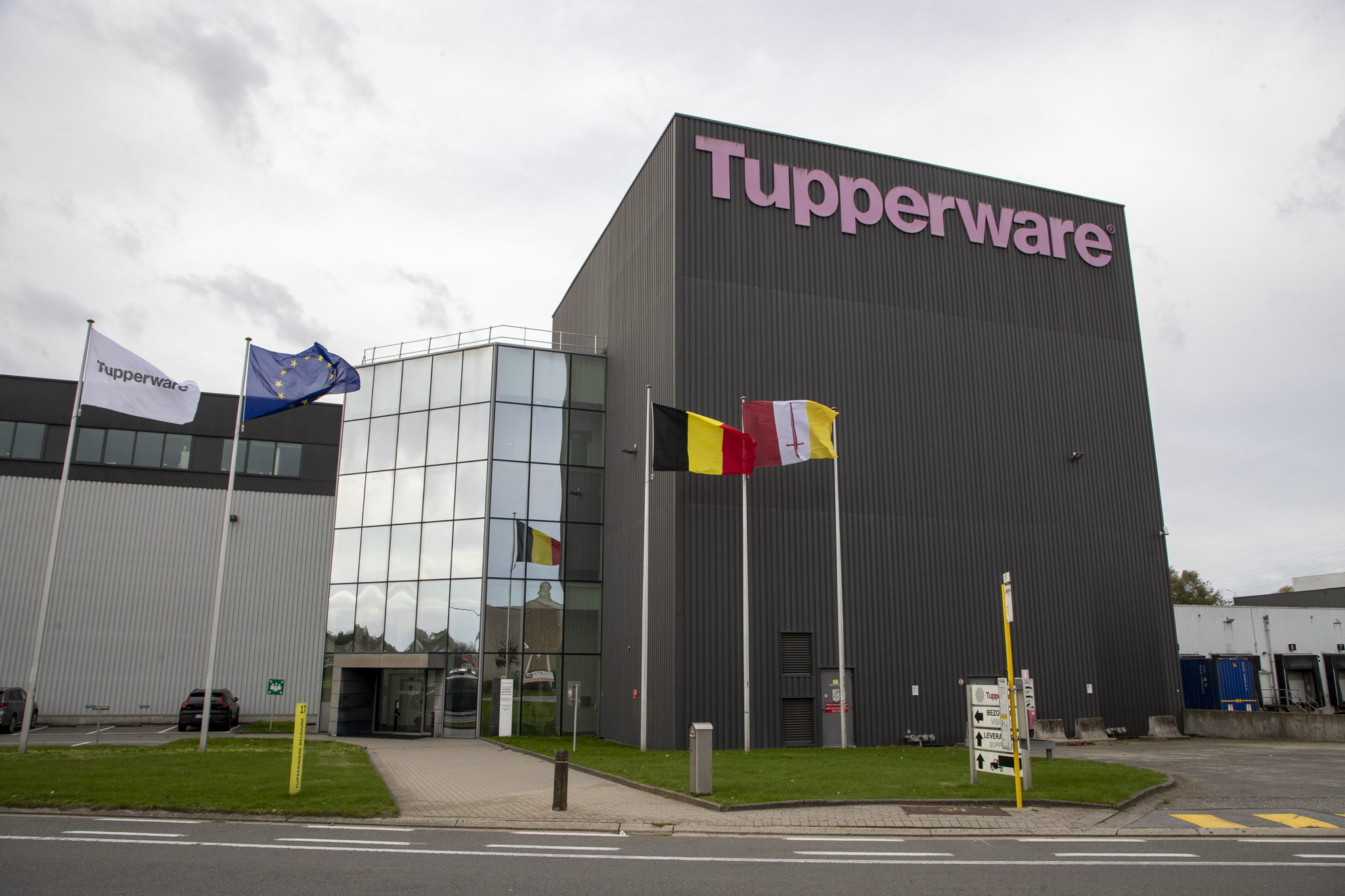 EU Parliament approves financial support for former Tupperware Belgium employees
