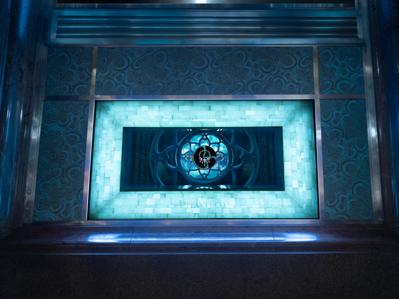 Tiffany & Co. | Wanneer Netflix het universum van Tiffany & Co. ontmoet in Frankenstein