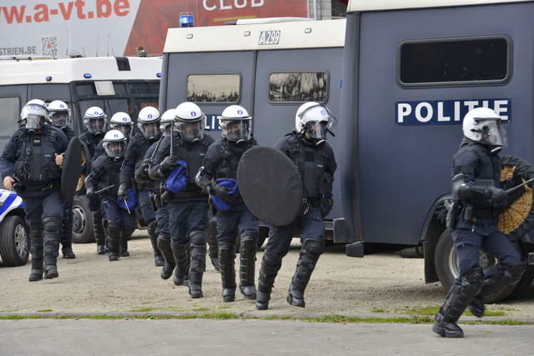 Politie Antwerpen 24/7
(c) VRT