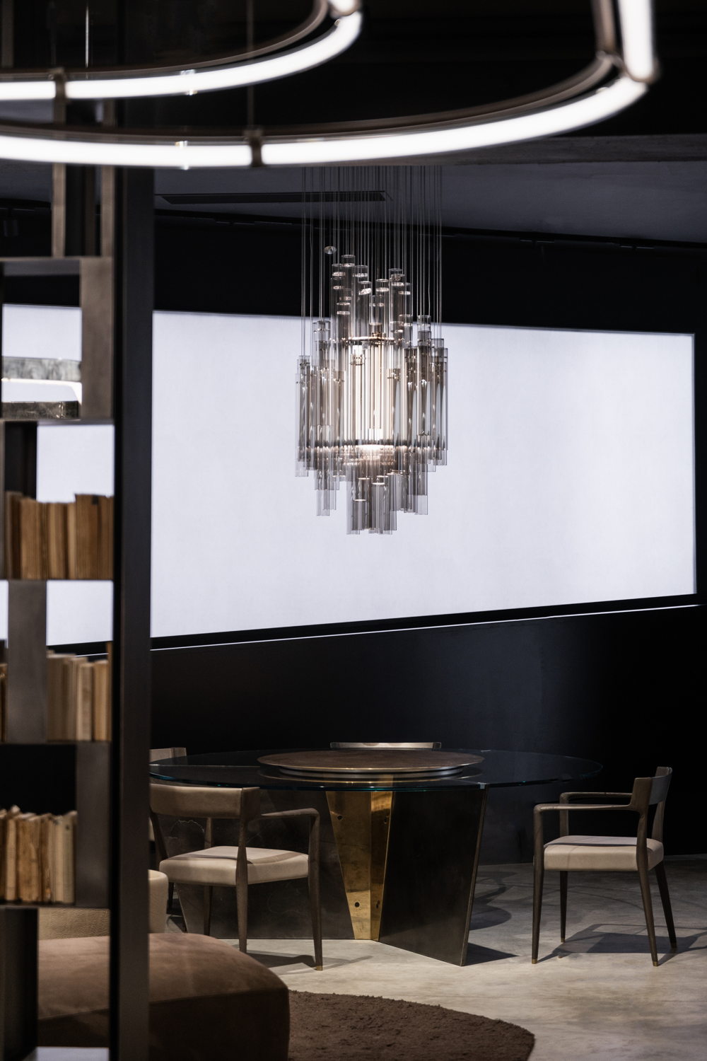 Henge Showroom - Brompton Road 254, Londra
