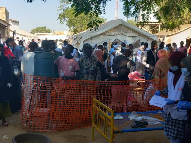 Más de 800 hospitalizados y decenas de fallecidos por una infección transmitida por el agua en el estado sudanés de Nilo Blanco