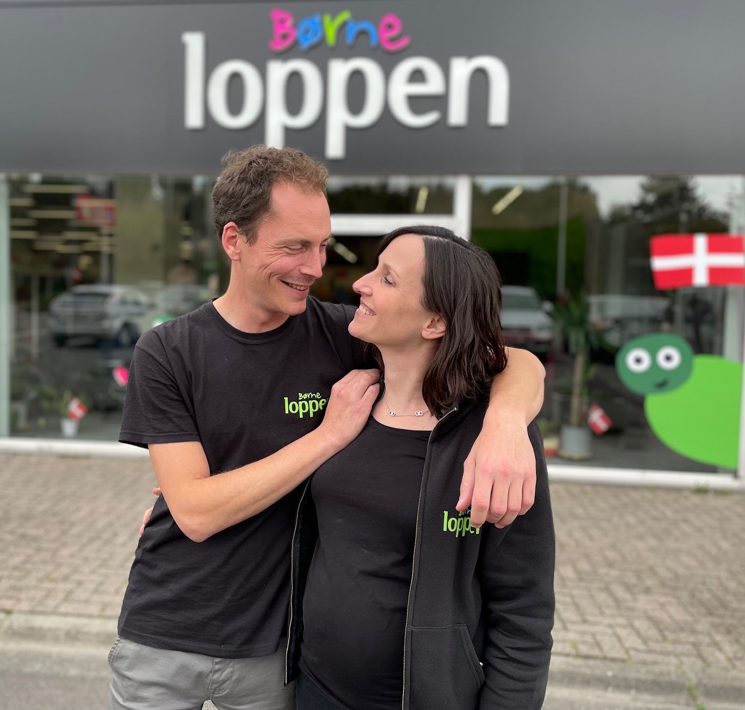 Depuis l'ouverture du magasin en juin, Cassandre et Gilles ont eu le temps de faire un bébé ! [©Børneloppen]