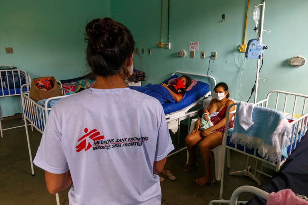 Brasil: El colapso del sistema sanitario en Manaos provoca un efecto dominó en las ciudades rurales de Amazonas