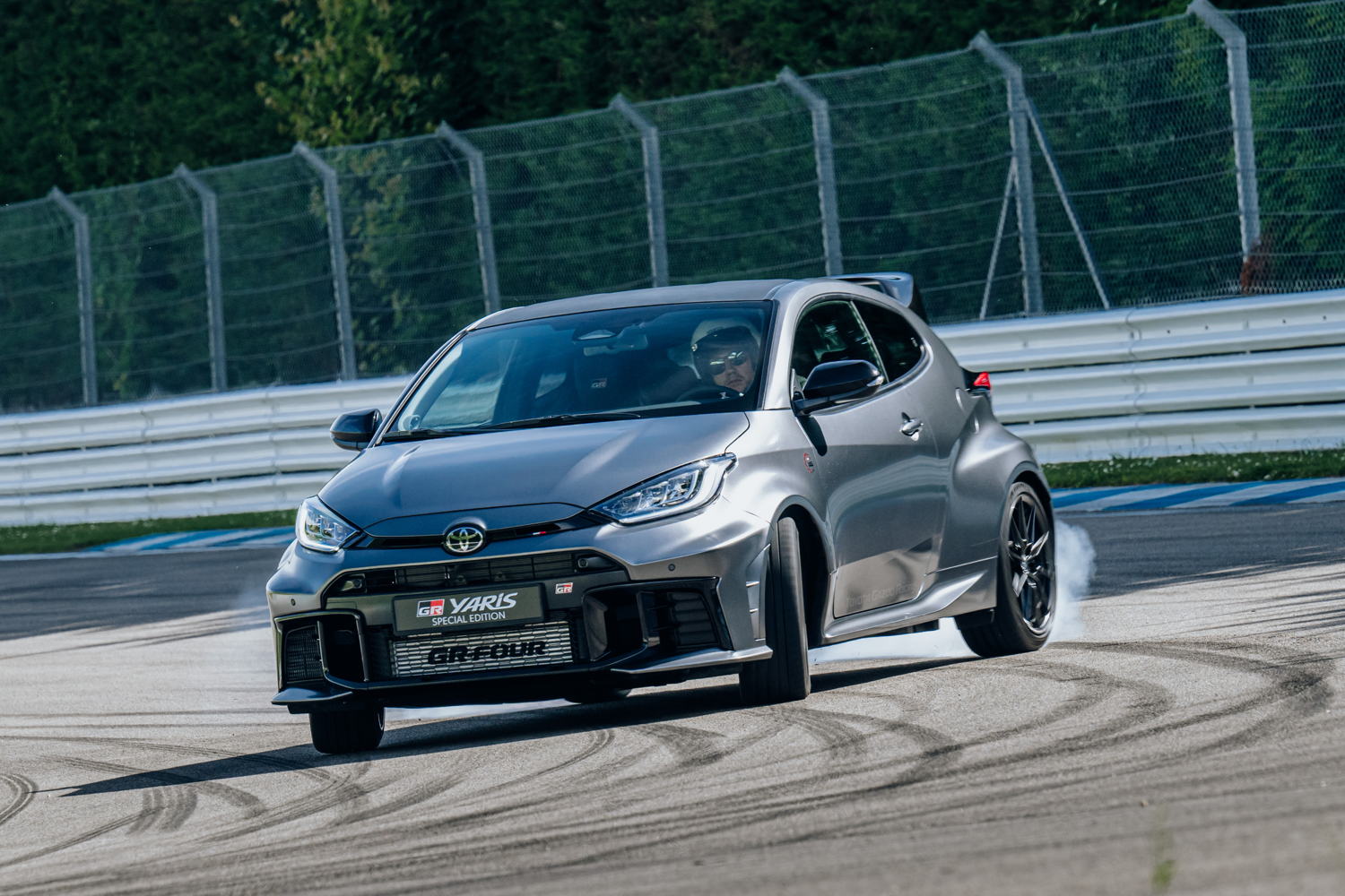 2024_GR Yaris_Special Edition_Ogier_DPL_Dynamic__017