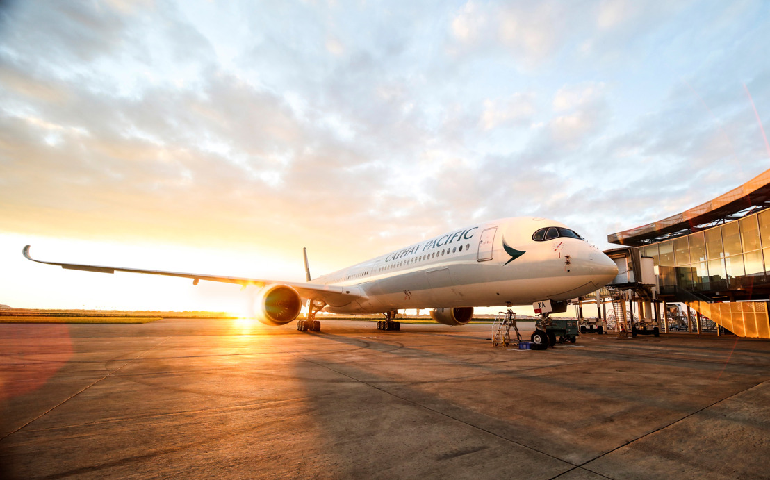Cathay Pacific torna a solcare i cieli dall’Italia