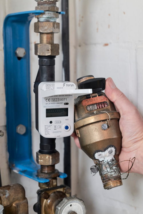Installatie Digitale Watermeters Stilaan Op Kruissnelheid 2 8 Miljoen Installatie Digitale Watermeters Stilaan Op Kruissnelheid 2 8 Miljoen