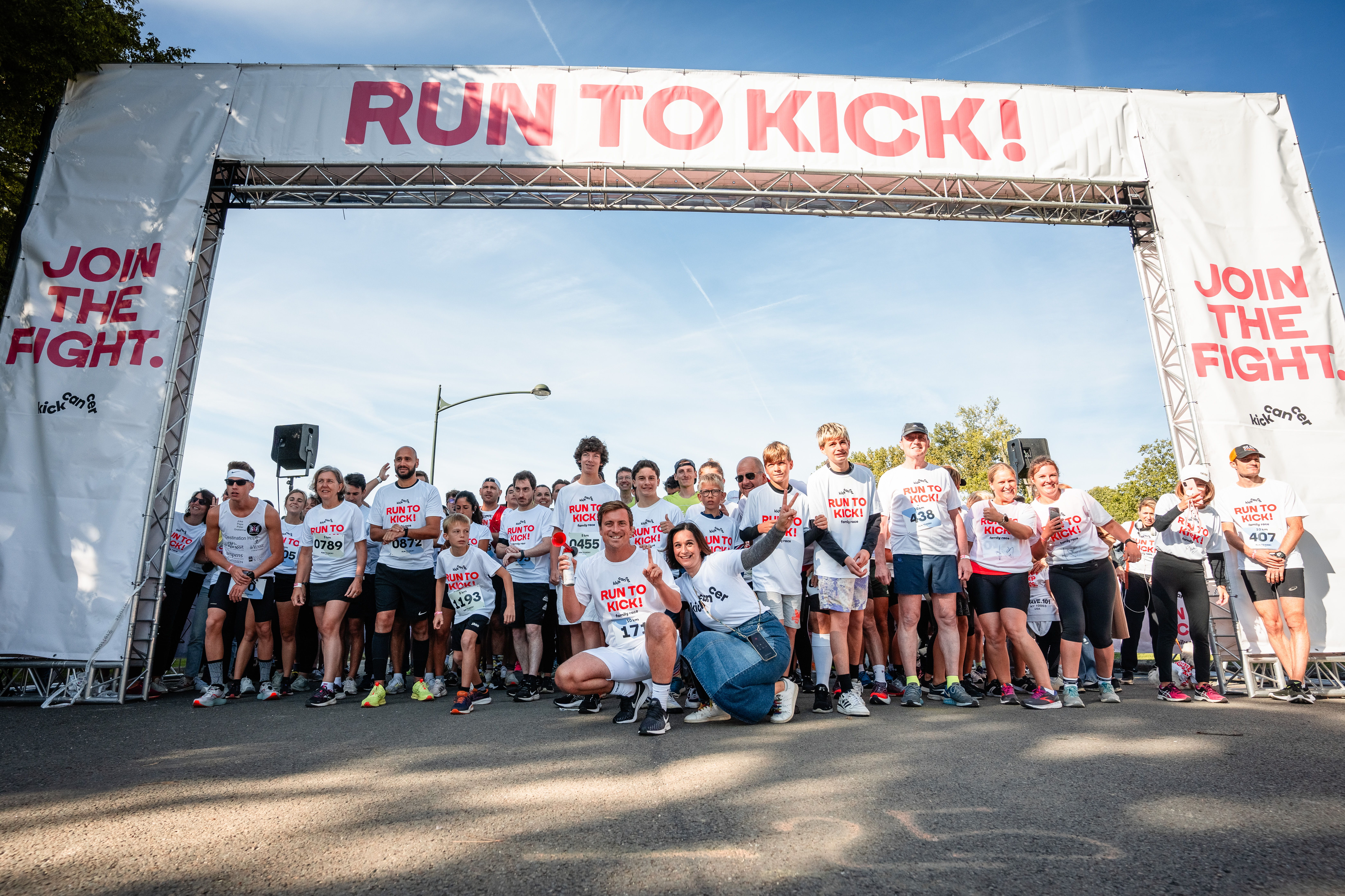 RUN TO KICK 2023 - Top départ donné par le parrain de la course, Niels Destadsbader