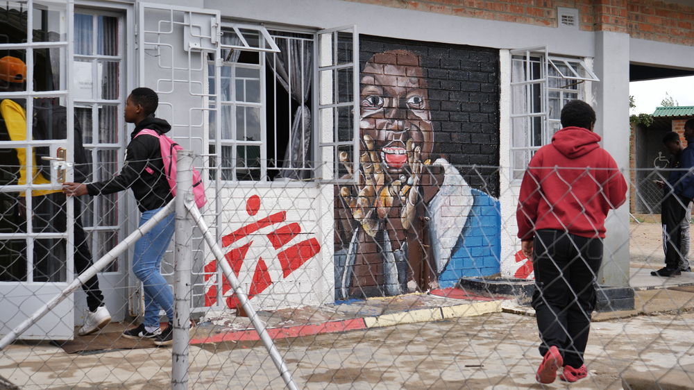 MSF’s Edith Clinic in Mbare is the centre of its adolescent sexual and reproductive health programme and an entry point to the Teen Mums’ Club. © Dorothy Meck