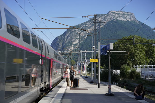 High-speed train service between Brussels and Basel from July 2027