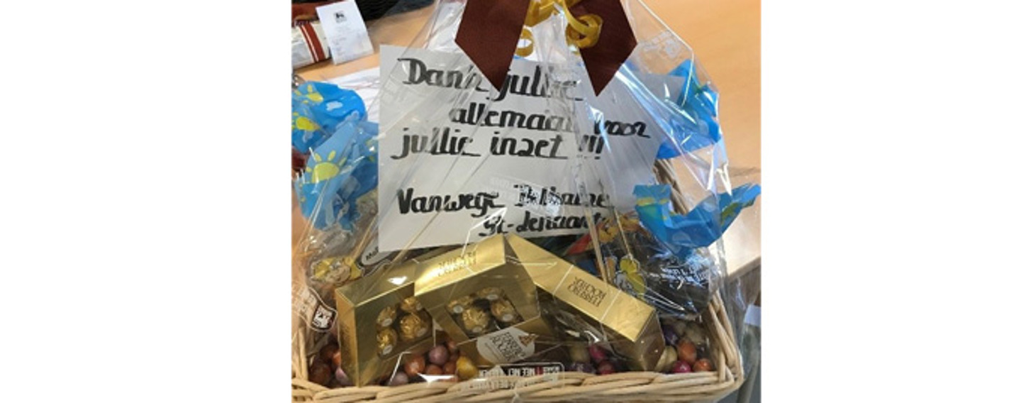 Delhaizesupermarkt Sint Lenaarts schenkt 40 kg paaseieren aan 4 lokale organisaties