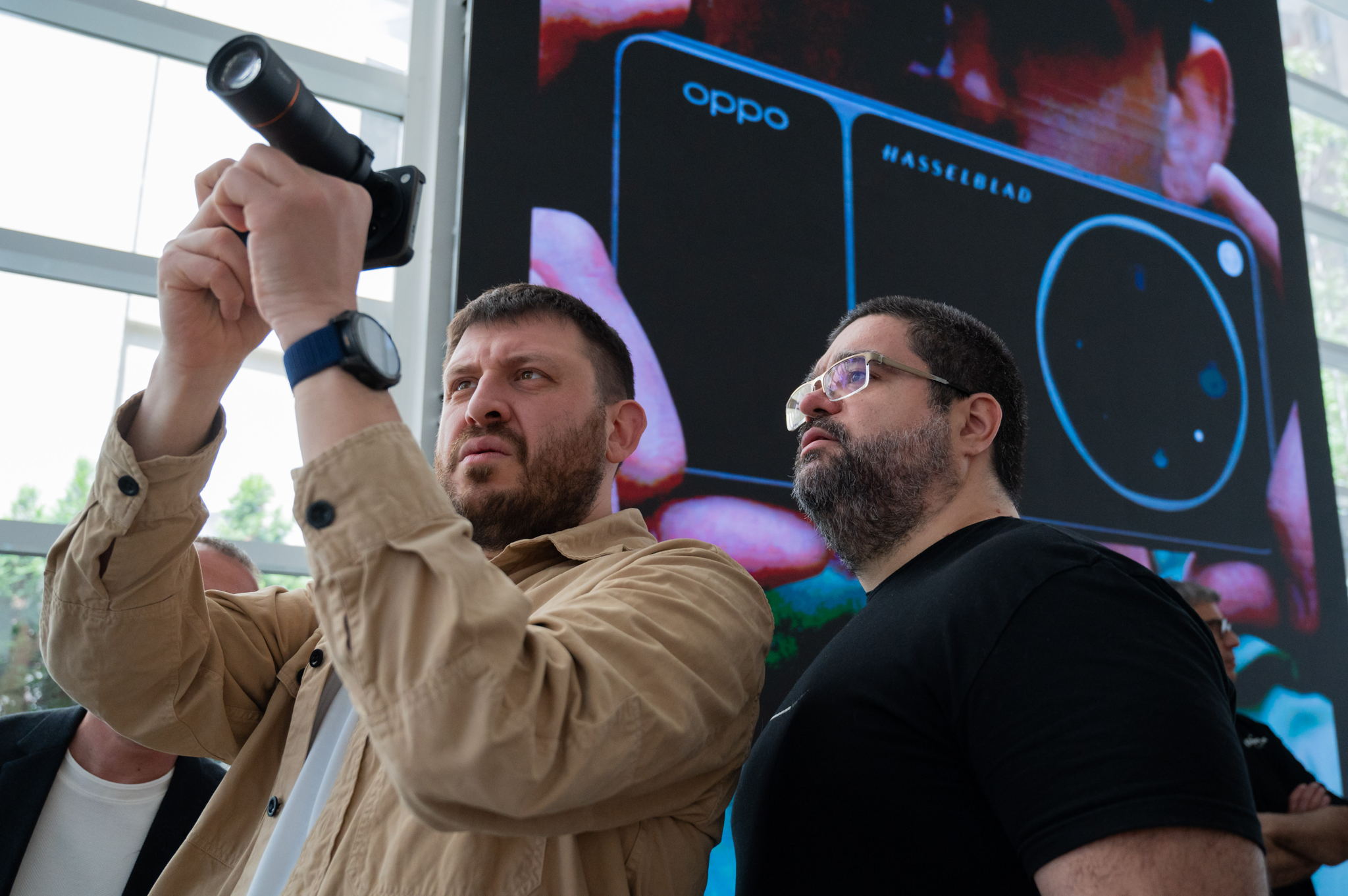 A1 и OPPO представиха новия Find X9 Ultra на специално събитие A1 и OPPO представиха новия Find X9 Ultra на специално събитие