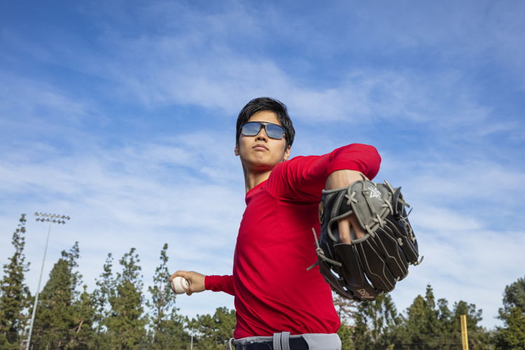 OAKLEY SHOHEI OHTANI COLLECTION - SHOHEI OHTANI (4)