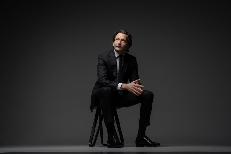 Gustavo Gimeno (photo by Marco Borggreve)