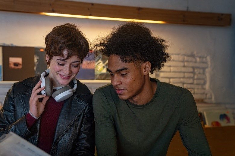 The HD 450BT has a great sound and can even help make voice recordings clearer thanks to its dedicated podcast mode The HD 450BT has a great sound and can even help make voice recordings clearer thanks to its dedicated podcast mode