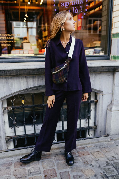 Mardi Editions - Pantalon Isabelle Prune 175€ + Blouse Olive Crepe Prune 165€ + Banane Mardi Laine Tartan 79€ Mardi Editions - Pantalon Isabelle Prune 175€ + Blouse Olive Crepe Prune 165€ + Banane Mardi Laine Tartan 79€