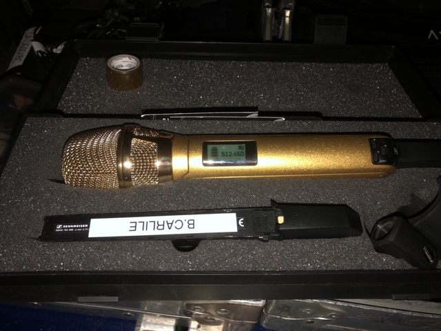 Brandi Carlile’s gold Sennheiser SKM 6000 with a Neumann KK 205 capsule, used during the 62nd annual GRAMMY Awards 
