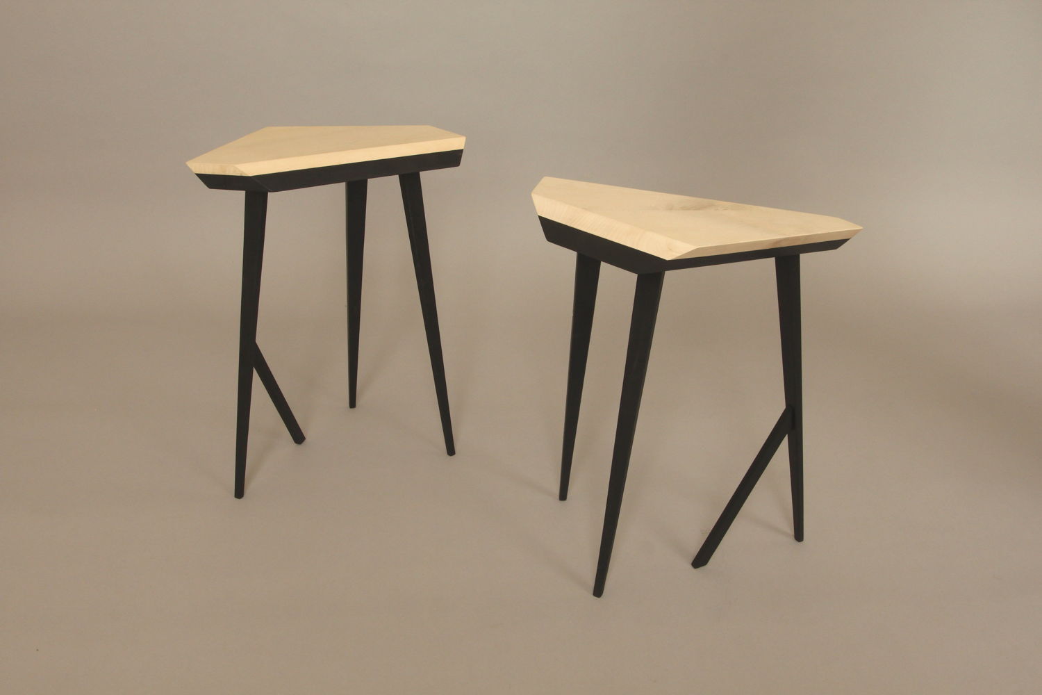 RE, small table. Design: MdSt. Photo: MdSt.