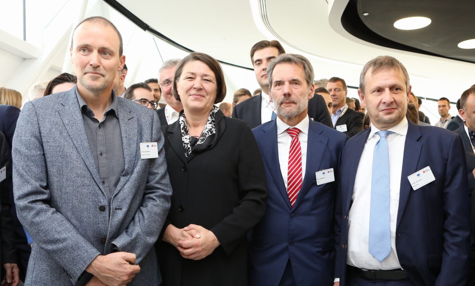 Erwin Verstraelen (Port of Antwerp), Europees Commissaris van Transport Violeta Bulc, Marc Kegelaers (Unifly) en CEO Belgocontrol Johan Decuyper