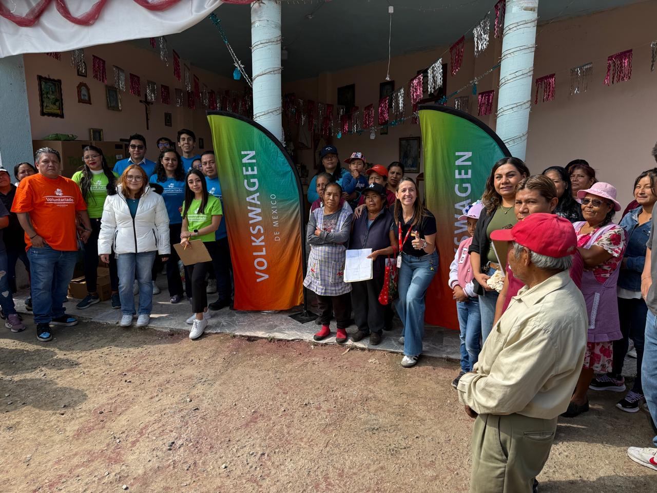 Volkswagen de México reconoce a madres de familia en San Lorenzo Almecatla por tercer año consecutivo 