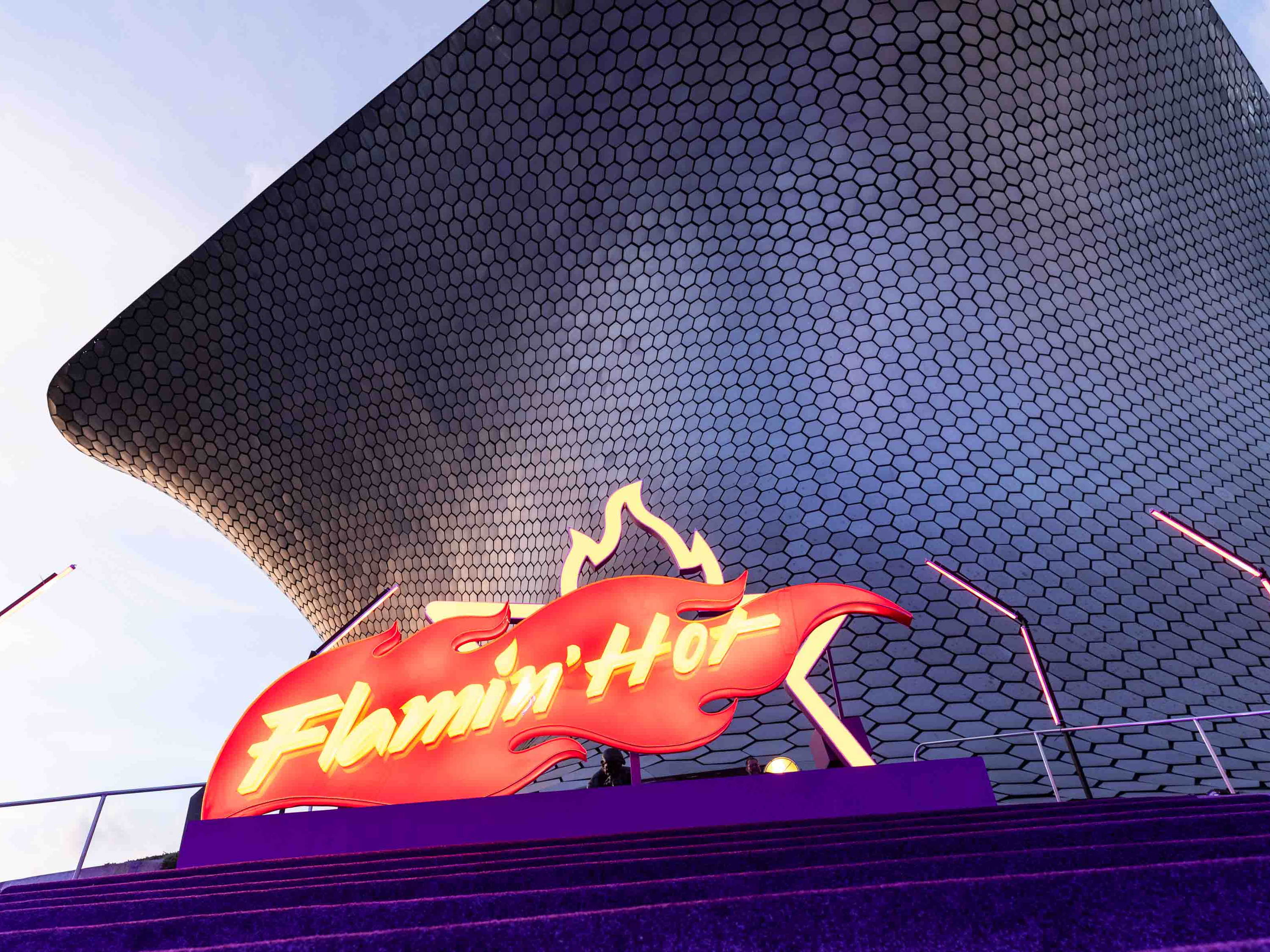 Flamin’ Hot® premia con el Delantal Flamin’ Hot® a la taquería con la salsa más picante de la CDMX  