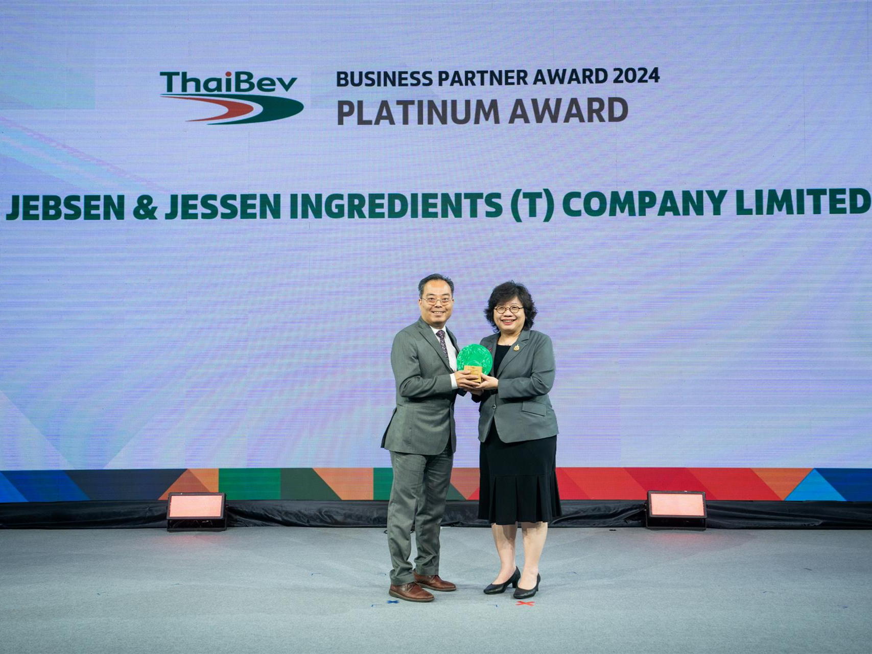 Customer-Focused Excellence: JJ-Ingredients Thailand awarded ThaiBev’s platinum honour