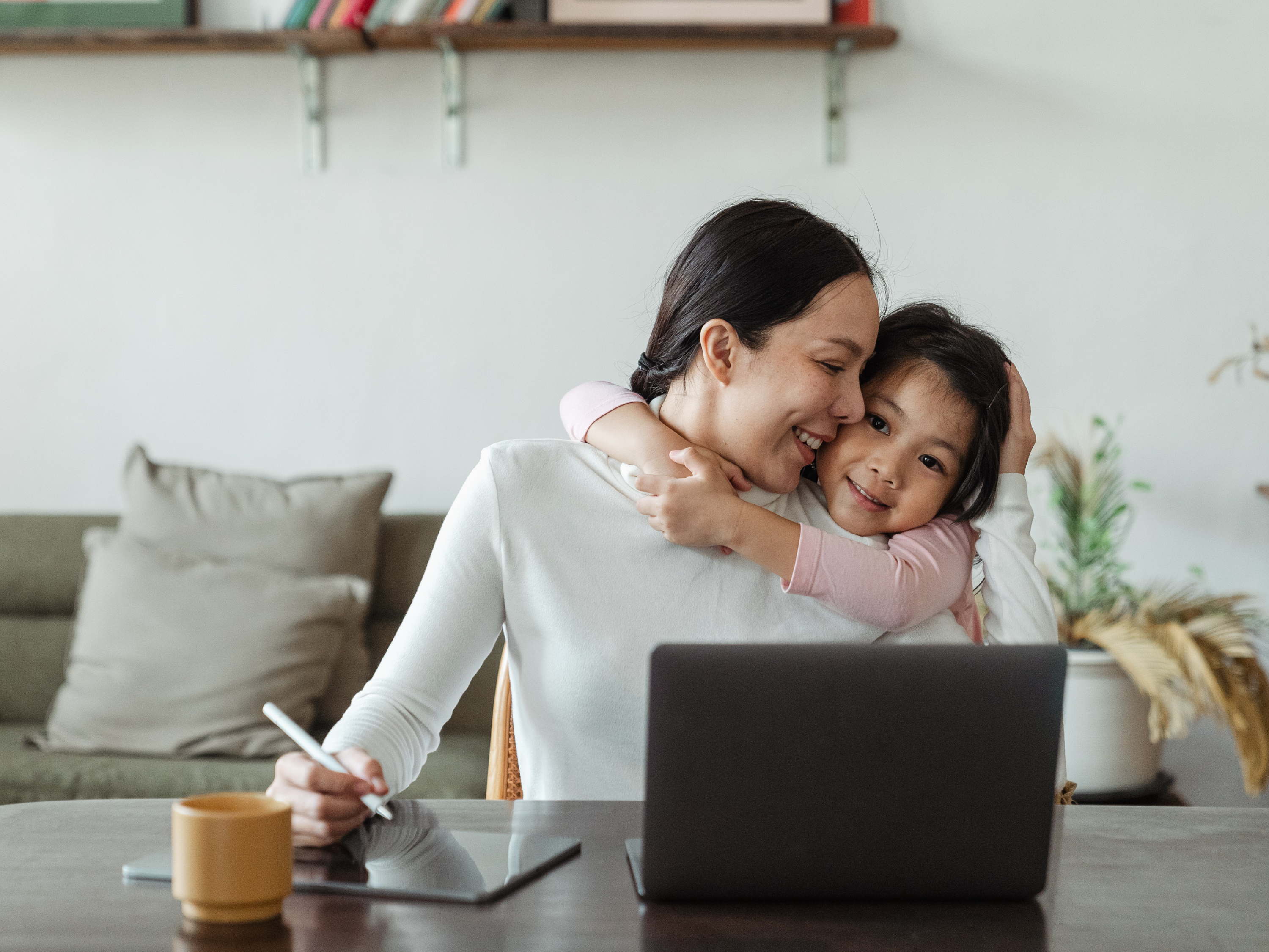 Startups: una opción laboral altamente flexible para el desarrollo de las mamás profesionistas