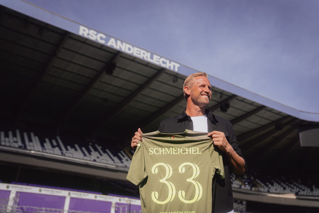 RSC Anderlecht sign Kasper Schmeichel 
