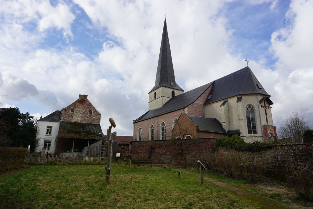 Kerk Roosbeek