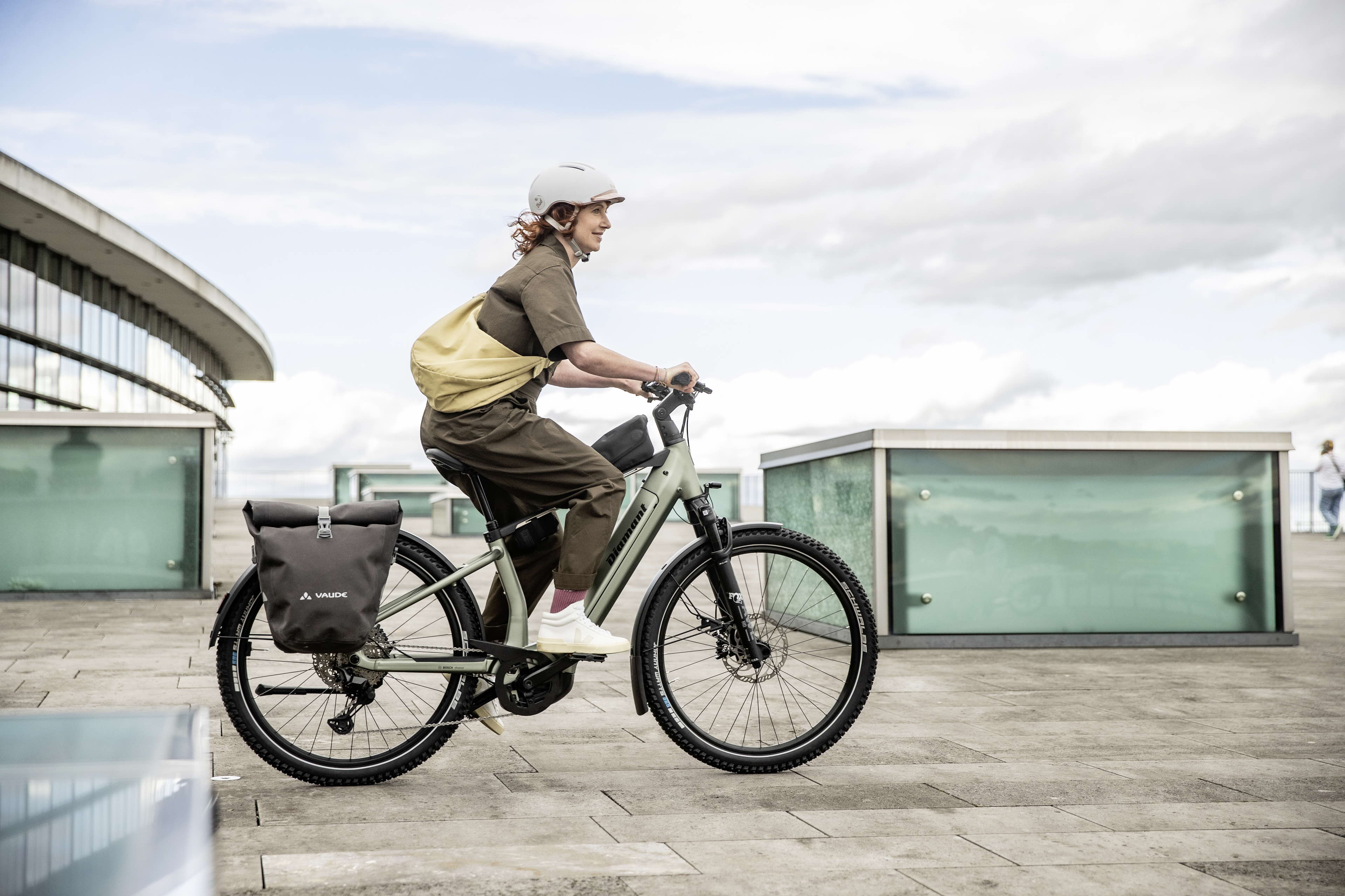 Doppelt ausgezeichnet: Eurobike- und Red Dot Design Award gehen an Diamant E-SUV Suvea