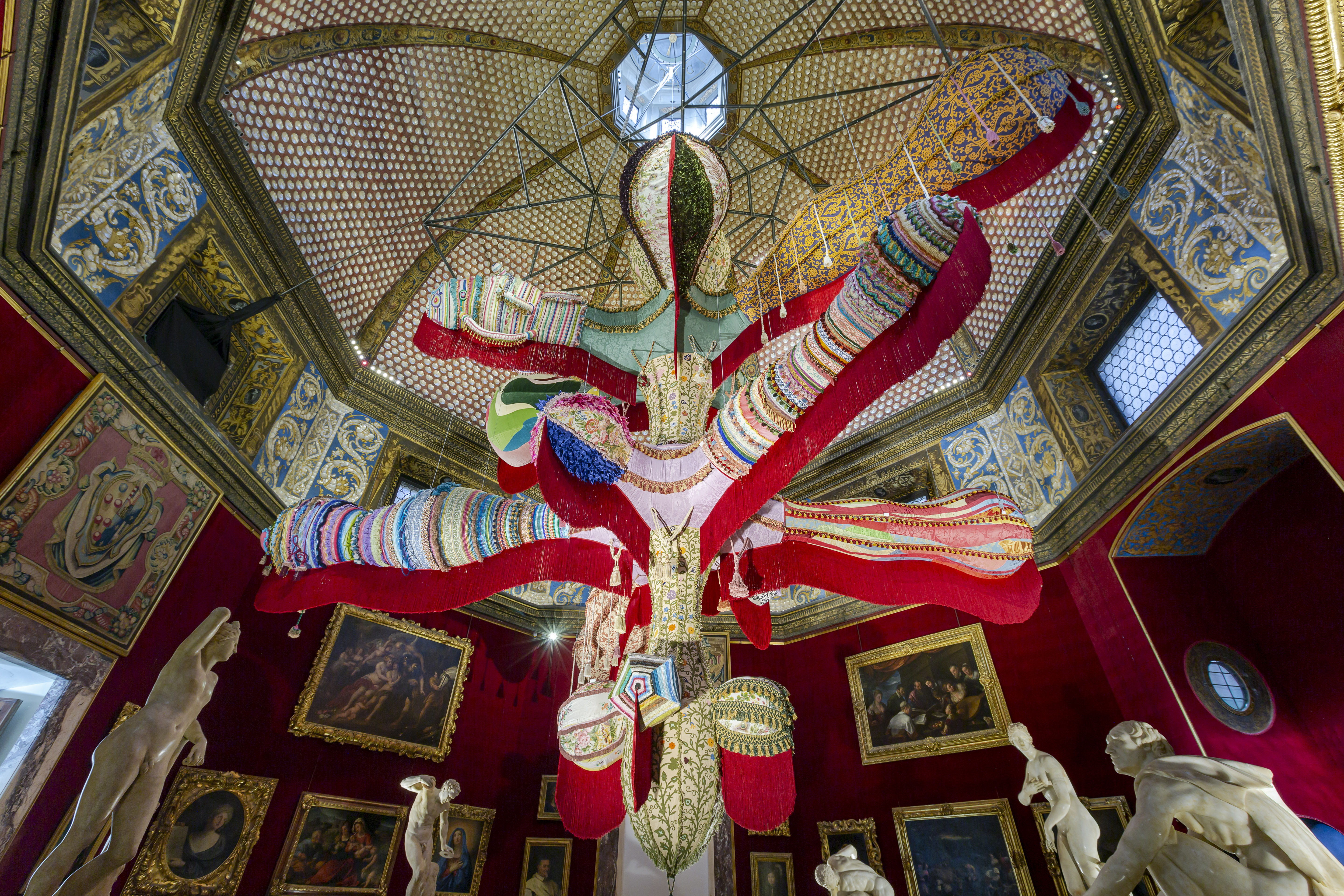 Joana Vasconcelos, Royal Valkyrie 2012 © Lionel Balteiro