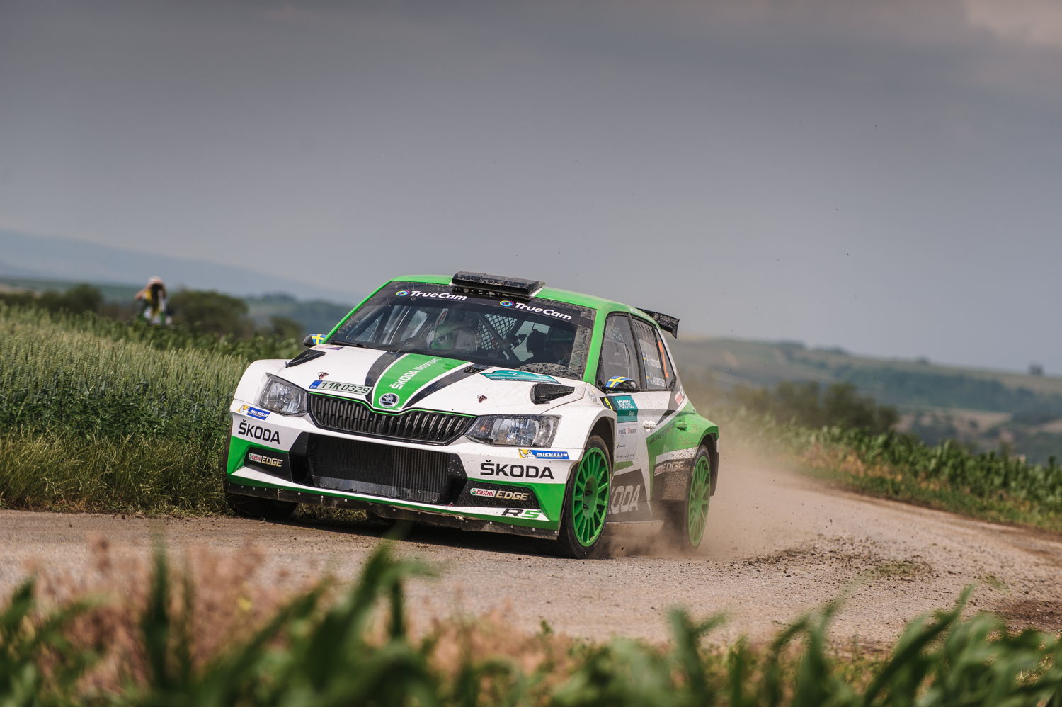 Pontus Tidemand/Jonas Andersson (ŠKODA FABIA R5) are aiming for a prematurely World Rally Championship title (WRC 2) at ADAC Rallye Deutschland