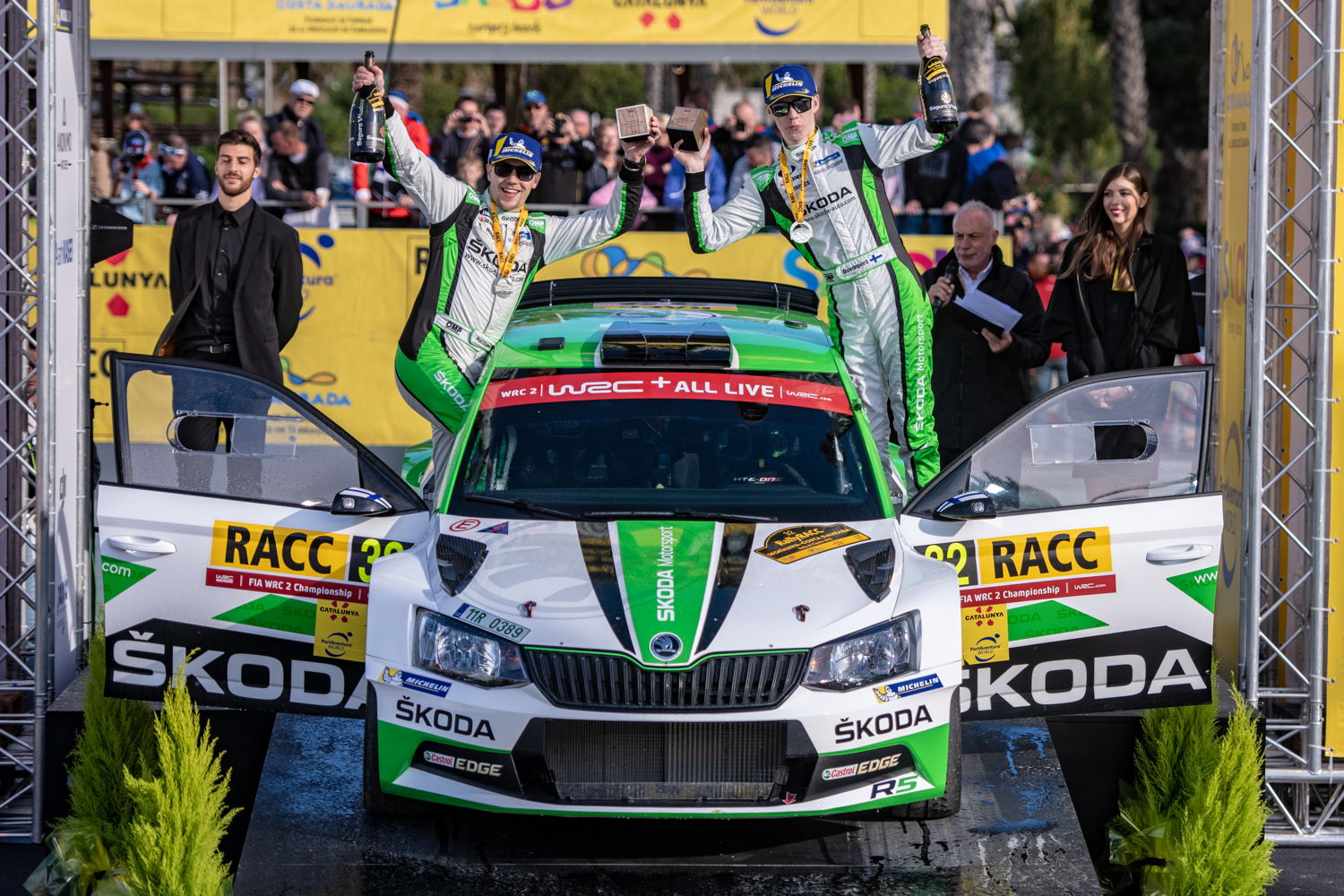 Kalle Rovanperä and co-driver Jonne Halttunen (ŠKODA
FABIA R5) came second in the WRC 2 category of the
FIA World Rally Championship 2018.