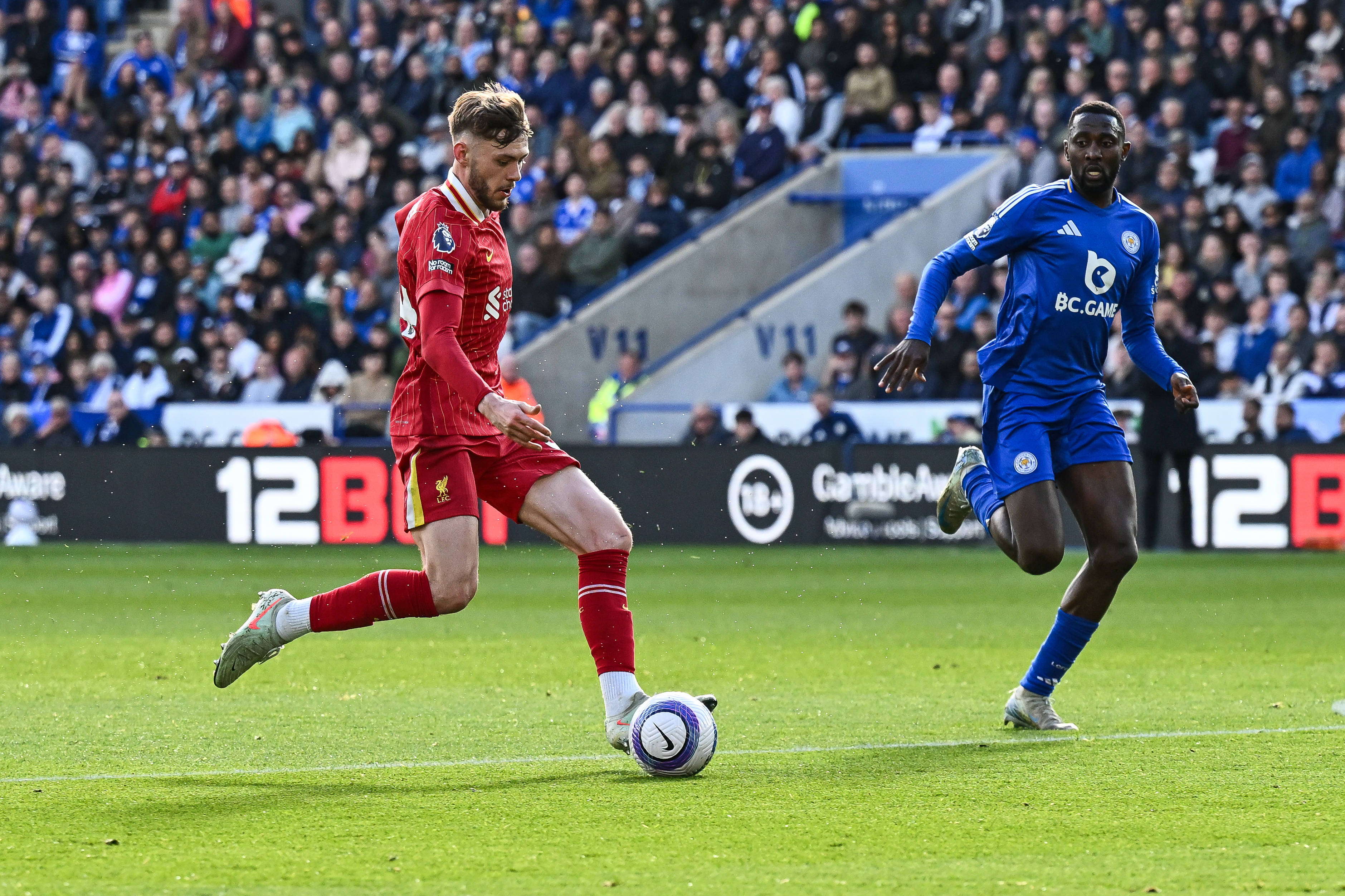 Orange Belgium signs deal to broadcast Premier League and Bundesliga via Play Sports channels