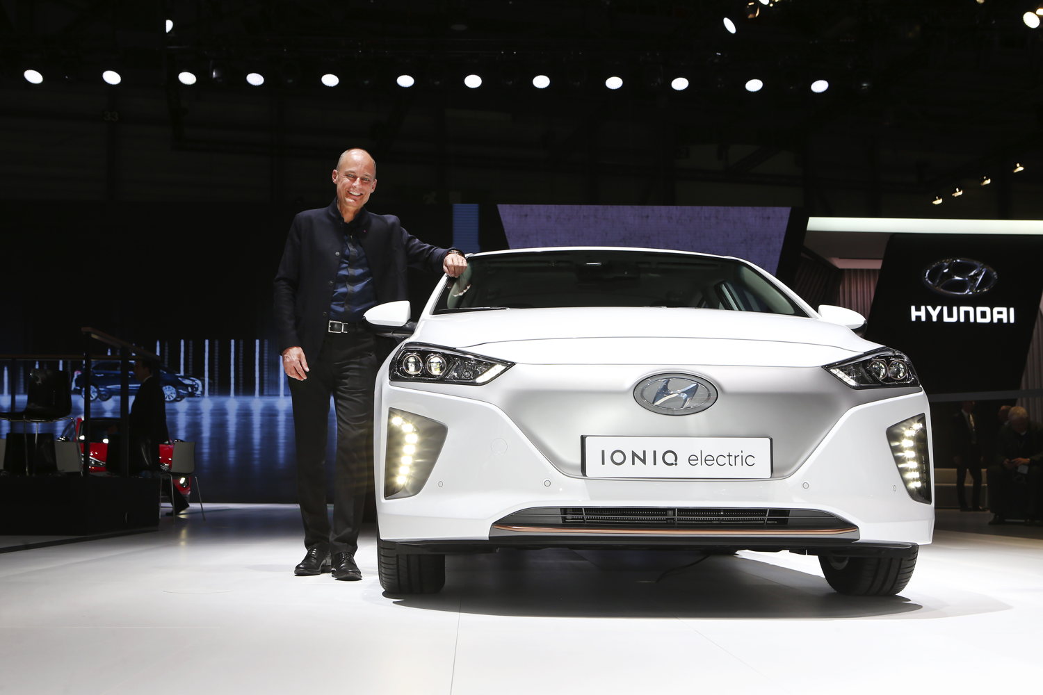 Bertrand Piccard & IONIQ Electric
